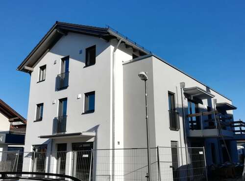 Foto - Wohnung zum Mieten in Stephanskirchen 910,00 € 51 m²