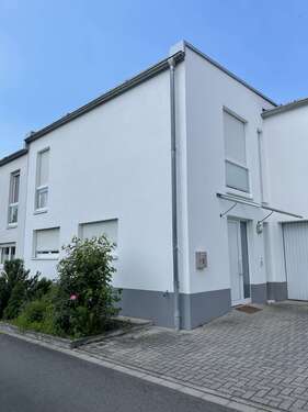 Foto - Haus zum Mieten in Kaiserslautern 2.250,00 € 197 m²