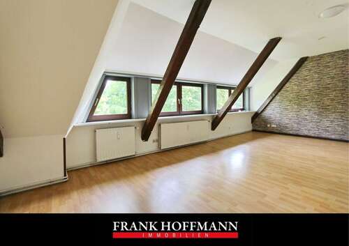 Foto - Wohnung zum Mieten in Hoisdorf 1.240,00 € 118.65 m²