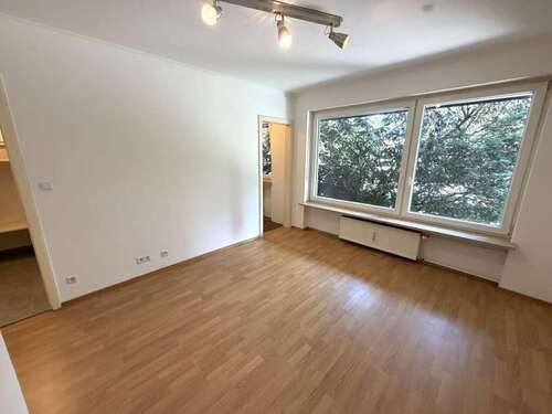 Foto - Wohnung zum Kaufen in München 199.950,00 € 21.59 m²
