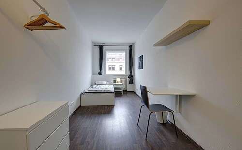 Foto - WG-Zimmer in Stuttgart 395,00 € 12 m²