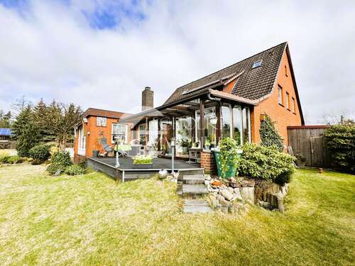 Foto - Haus zum Kaufen in Suderburg 378.000,00 € 397 m²