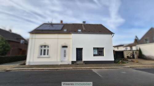 Foto - Haus zum Mieten in Moers 1.990,00 € 169 m²