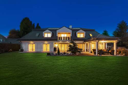 Foto - Haus zum Mieten in München 9.600,00 € 480 m²