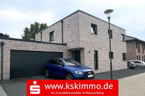 Foto - Haus zum Kaufen in Wassenberg-Orsbeck 649.000,00 € 192 m²
