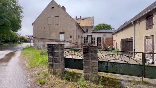 Foto - Haus zum Kaufen in Jeseringerhütten 90.000,00 € 400 m²