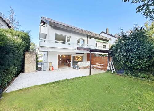 Foto - Haus zum Kaufen in Stuttgart 1.390.000,00 € 212 m²