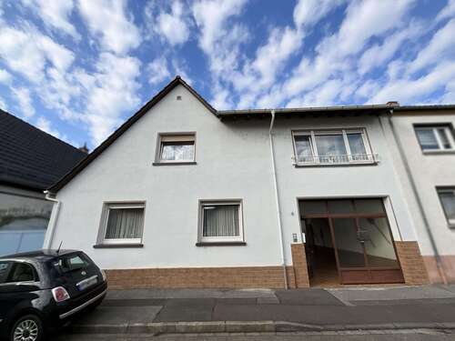 Foto - Haus zum Kaufen in Bürstadt 329.000,00 € 151.12 m²