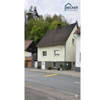 Haus zum Kaufen in Marsberg 129.000,00 € 135 m²