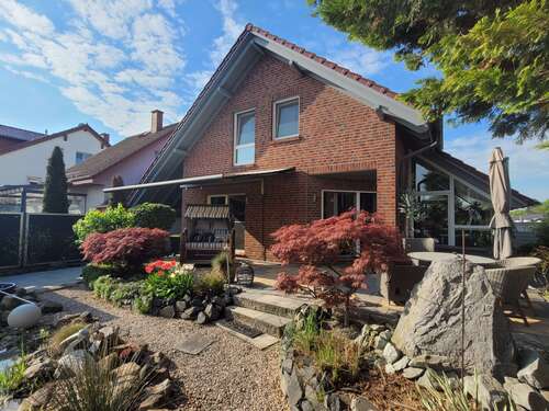 Foto - Haus zum Kaufen in Bischofsheim 756.000,00 € 121 m²