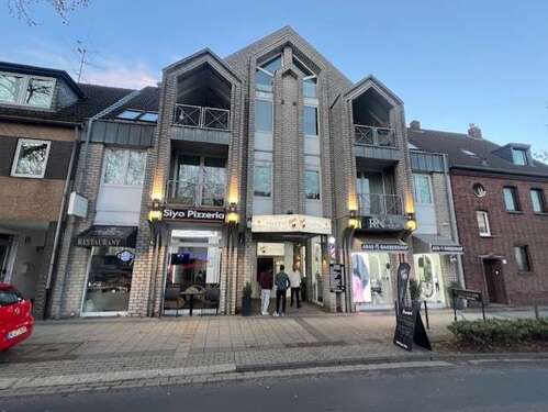 Foto - Haus zum Kaufen in Meerbusch 2.150.000,00 € 628 m²