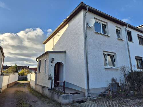 Foto - Haus zum Kaufen in Aken 58.000,00 € 80 m²