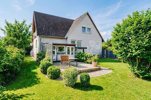 Foto - Haus zum Kaufen in Barnstedt 385.000,00 € 210 m²