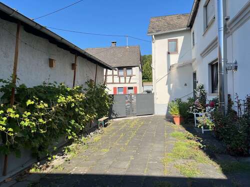 Foto - Haus zum Kaufen in Neuwied Feldkirchen 310.000,00 € 191 m²