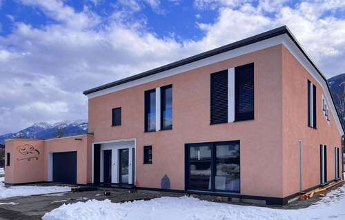 Foto - Haus zum Kaufen in Solingen 129.500,00 € 300 m²