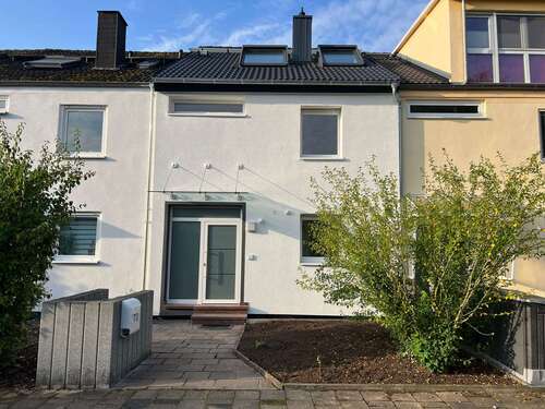 Foto - Haus zum Mieten in Heusenstamm 2.160,00 € 140 m²