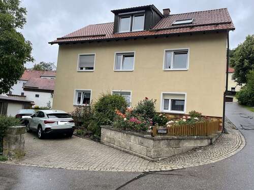 Foto - Haus zum Kaufen in Flossenbürg 320.000,00 € 225 m²