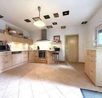 Wohnung zum Kaufen in Erdweg 298.000,00 € 88 m²