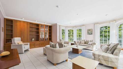 Foto - Haus zum Kaufen in Saarbrücken 495.000,00 € 349.37 m²