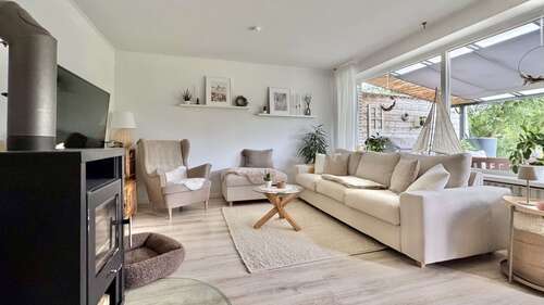 Foto - Haus zum Kaufen in Groß Rheide 349.000,00 € 147 m²