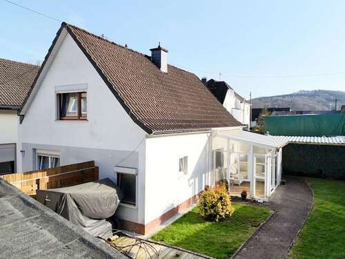 Foto - Haus zum Kaufen in Gummersbach Derschlag 178.000,00 € 87 m²