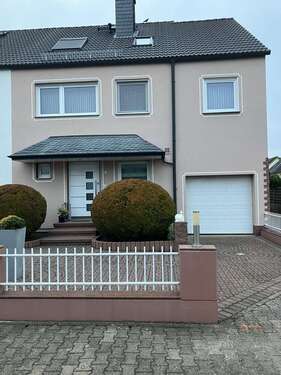 Foto - Haus zum Kaufen in Rodgau 720.000,00 € 211 m²