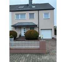 Haus zum Kaufen in Rodgau 720.000,00 € 211 m²