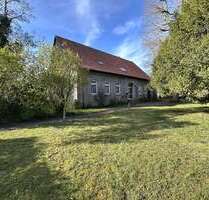 Haus zum Kaufen in Uetze 275.000,00 € 322 m²