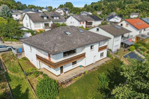 Foto - Haus zum Kaufen in Weinbach 349.000,00 € 236 m²