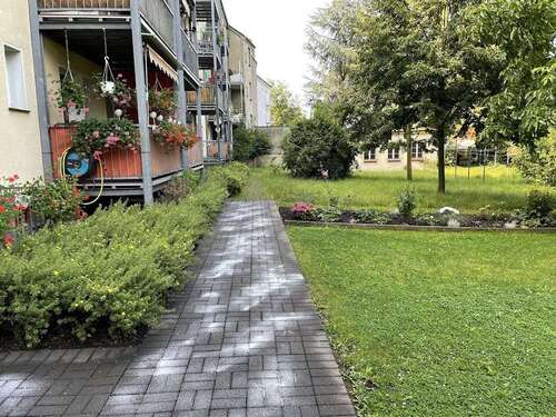 Foto - Wohnung zum Mieten in Duisburg 400,00 € 50.51 m²