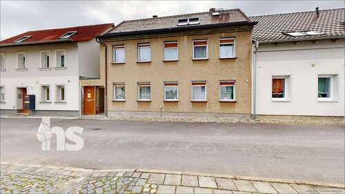 Foto - Haus zum Kaufen in Merseburg 139.000,00 € 178 m²