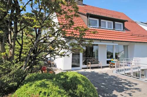 Foto - Haus zum Kaufen in Leinfelden-Oberaichen 1.295.000,00 € 289 m²