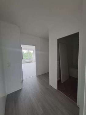 Foto - Wohnung zum Mieten in Garbsen 835,00 € 77.48 m²