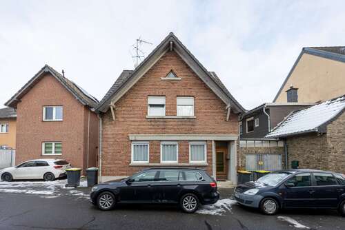 Foto - Haus zum Kaufen in Rommerskirchen 238.500,00 € 159 m²
