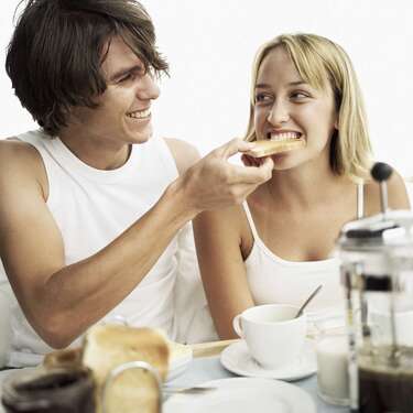 Foto - Wohnung zum Mieten in Neubrandenburg 271,00 € 62.14 m²