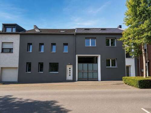 Foto - Haus zum Kaufen in Würselen 998.500,00 € 381 m²