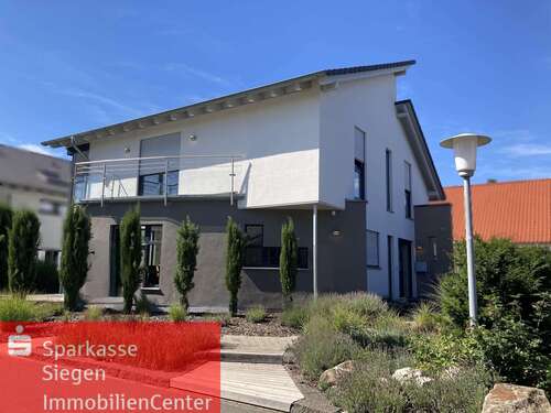 Foto - Haus zum Kaufen in Wilnsdorf 590.000,00 € 156.03 m²