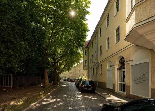 Foto - Wohnung zum Mieten in Halle (Saale) 353,00 € 47 m²