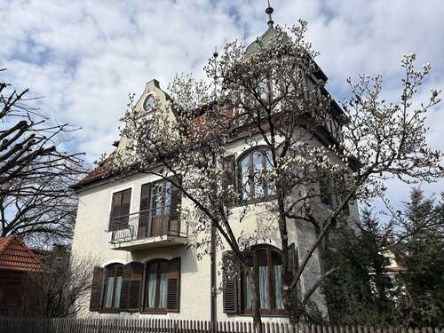 Foto - Haus zum Mieten in Laufen 1.665,00 € 208 m²