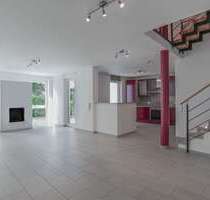 Haus zum Mieten in Kaiserslautern 2.700,00 € 250 m²