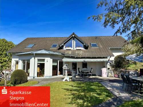 Foto - Haus zum Kaufen in Siegen 659.000,00 € 217.07 m²