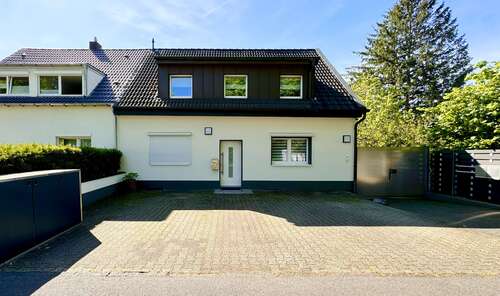 Foto - Haus zum Kaufen in Düsseldorf 1.090.000,00 € 265 m²