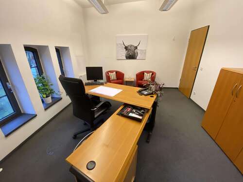 Foto - Büro in Potsdam 850,00 € 30 m² - 850,00&nbsp;EUR Kaltmiete, ca.&nbsp; 30,00&nbsp;m&sup2;