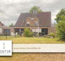Haus zum Kaufen in Düsseldorf 1.550.000,00 € 255 m²