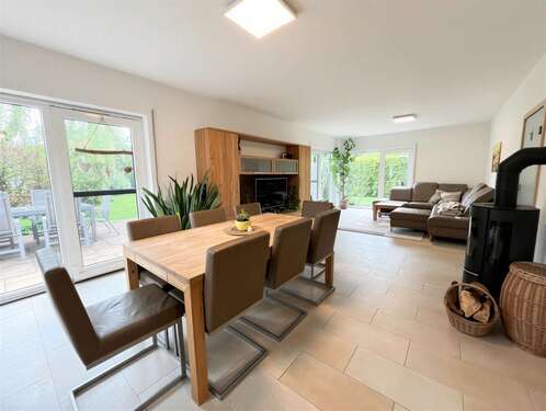 Foto - Haus zum Mieten in Stockheim 1.400,00 € 160 m²