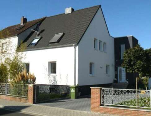 Foto - Haus zum Kaufen in Großkrotzenburg 610.000,00 € 180 m²