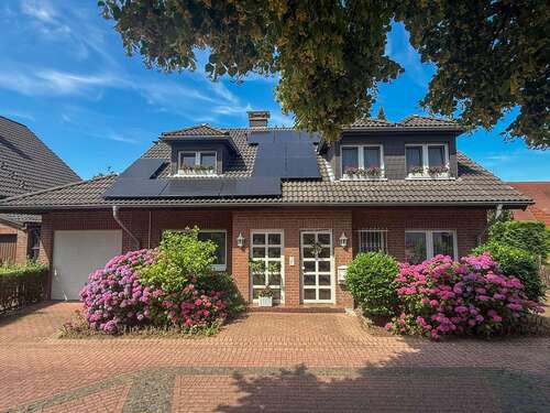 Foto - Haus zum Kaufen in Erkrath 599.000,00 € 196 m²