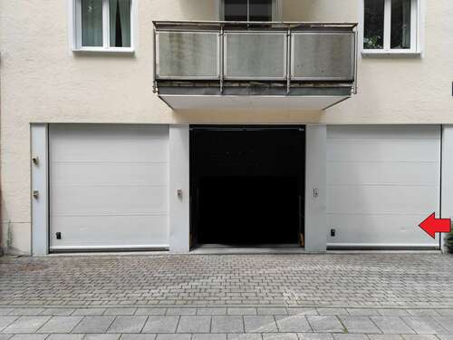 Foto - Garage zu vermieten in München 90,00 € 13.5 m²