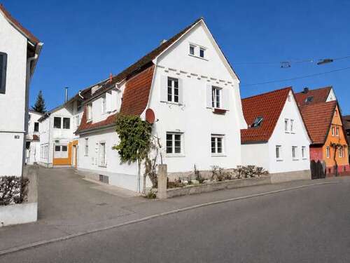 Foto - Haus zum Kaufen in Fellbach 149.000,00 € 102.64 m²