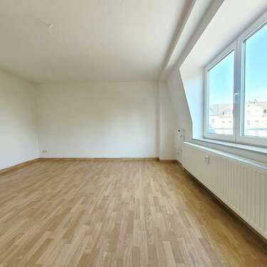 Foto - Wohnung zum Mieten in Freiberg 454,00 € 74.37 m²